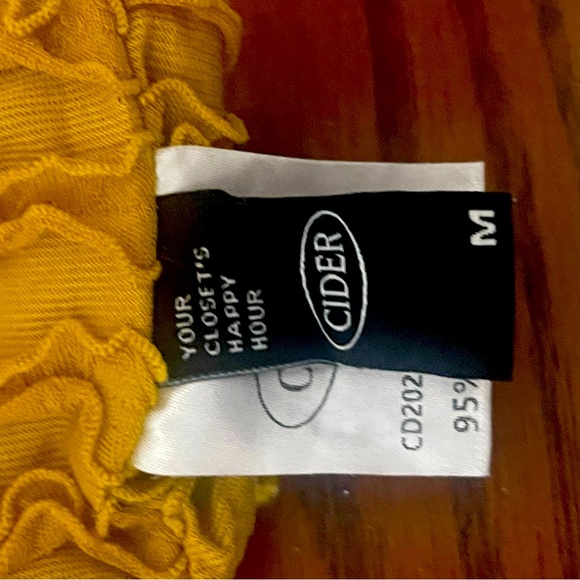 Textured multi style crop top - Picture 5 of 5